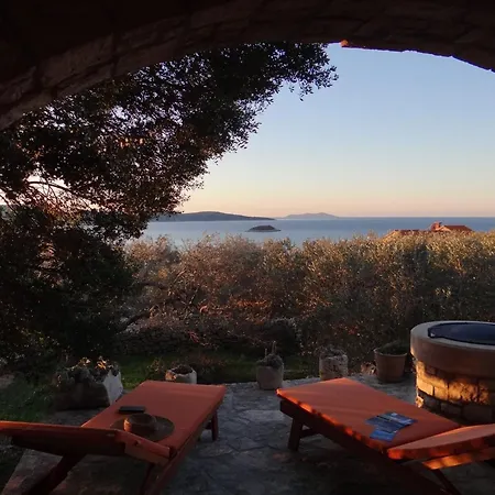 Stone House San Pelegrin-two Bedroom With Terrace And Sea View Semesterbostad
