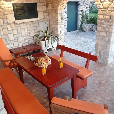 Semesterbostad Stone House San Pelegrin-two Bedroom With Terrace And Sea View *