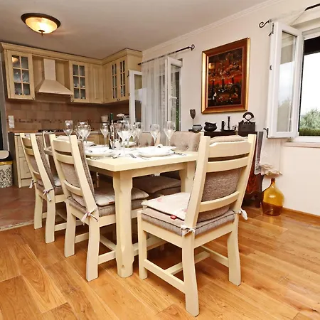 Stone House San Pelegrin-two Bedroom With Terrace And Sea View Semesterbostad