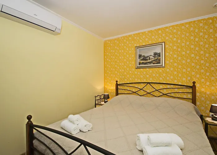 Stone House San Pelegrin-two Bedroom With Terrace And Sea View *