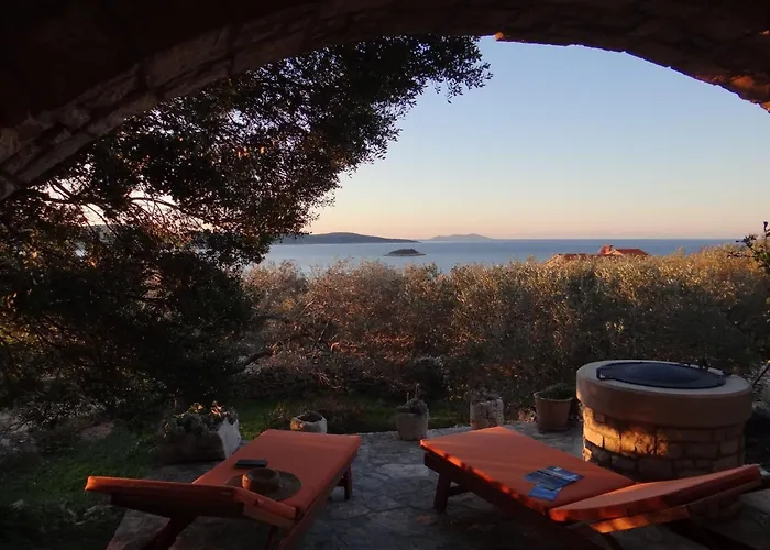 Stone House San Pelegrin-two Bedroom With Terrace And Sea View Holiday home