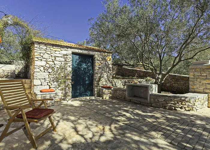 Stone House San Pelegrin-two Bedroom With Terrace And Sea View Holiday home Vela Luka