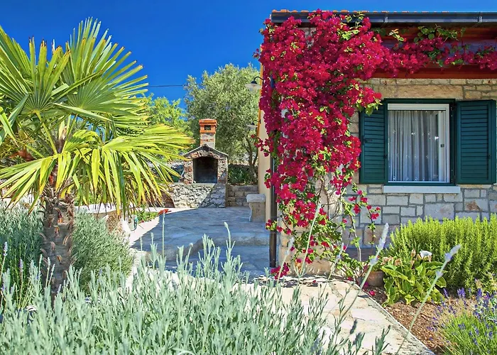 Stone House San Pelegrin-two Bedroom With Terrace And Sea View Holiday home *