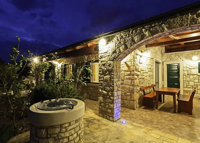 Stone House San Pelegrin-two Bedroom With Terrace And Sea View Holiday home *